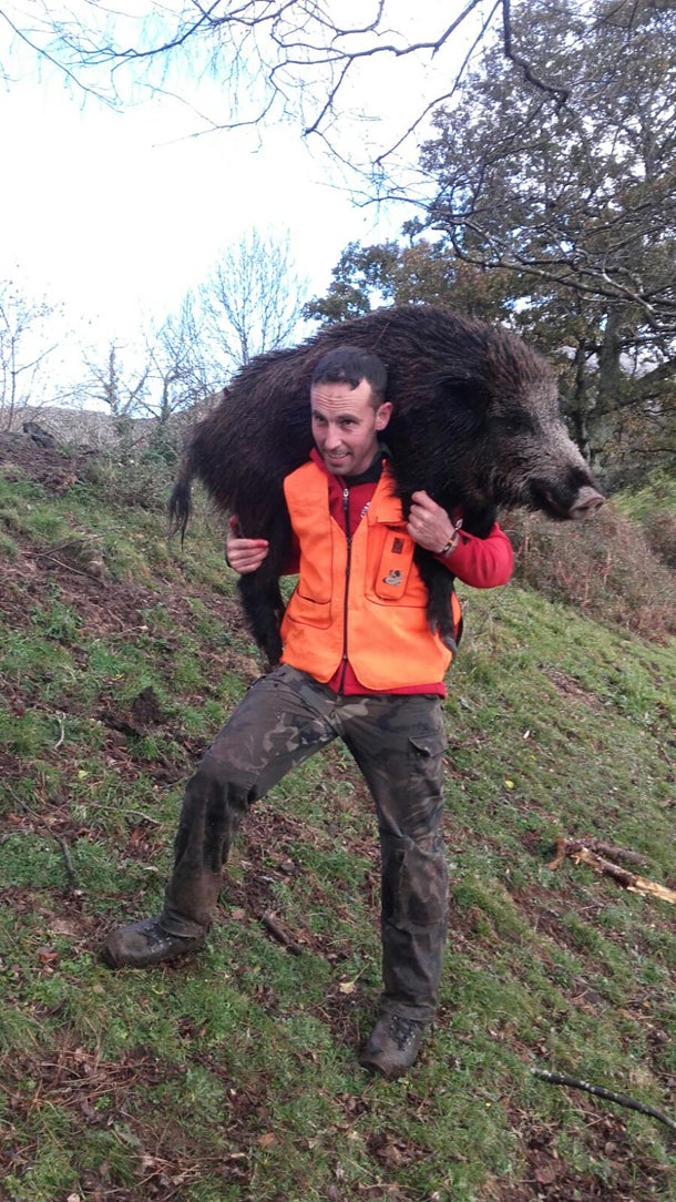 MIro Riestra, en el lote del Cuetu Meré. :: E. C.