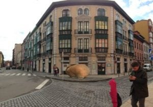 Esquina de las calles LLano-Ponte con Ruiz-Gómez.