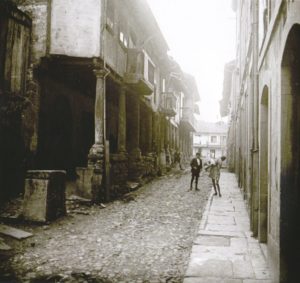 Calle Bances Candamo, en el barrio de Sabugo. 